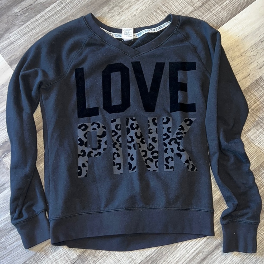 Womens PINK/cheetah print pull over sweatshirt size medium